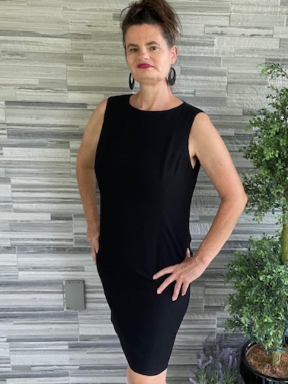 Linda Allard Ellen Tracy Black Sheath Office Career Dress Size 10 Classic LBD